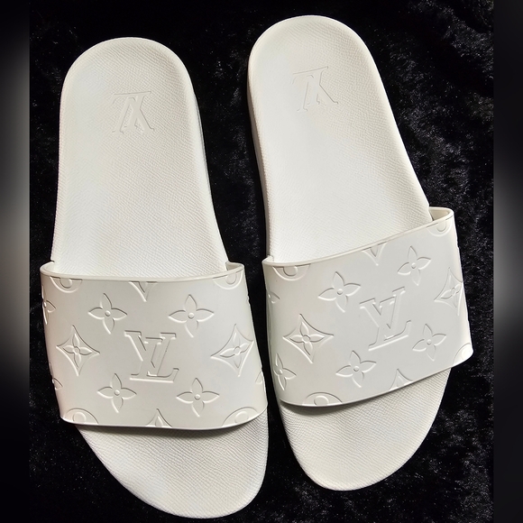 Louis Vuitton White Waterfront Mules - Size 7 - Picture 2 of 7